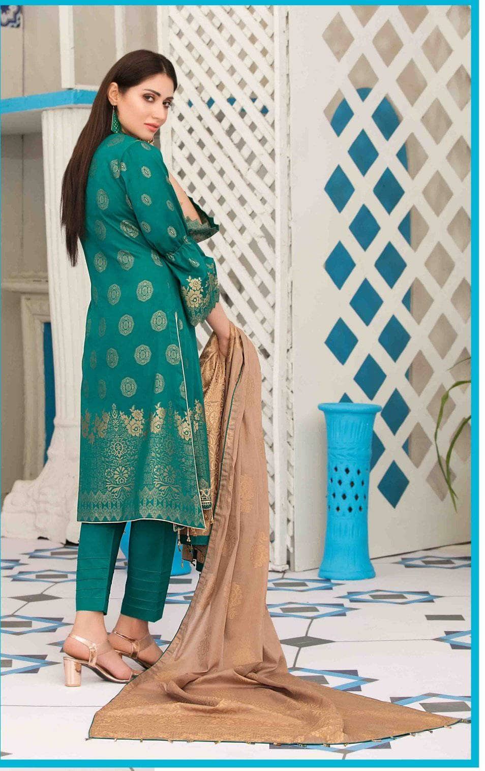 img_tawakkal_luxurious_gold_lawn_2021_awwal_boutique