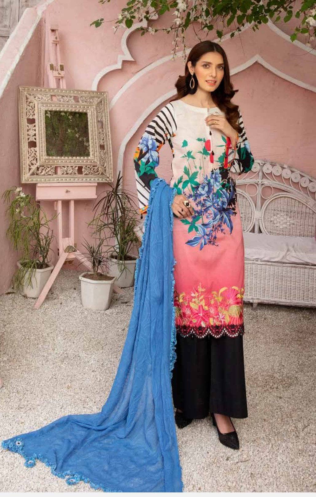 img_hoor_lawn_by_riaz_arts_awwal_boutiqur