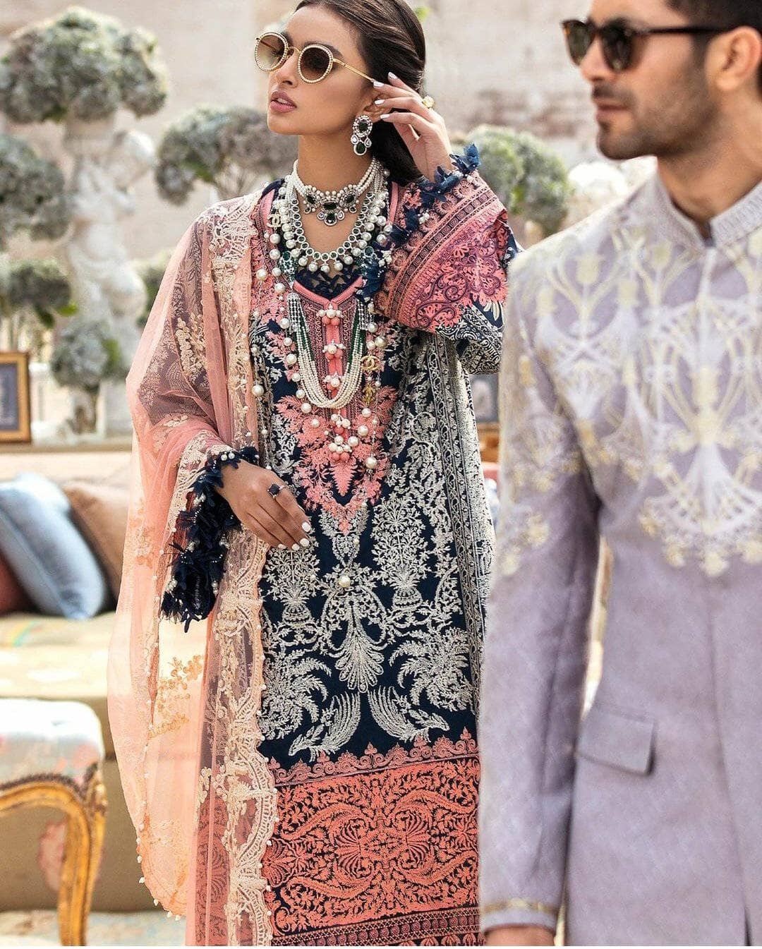 img_sana_safinaz_lawn_2021_awwal_boutique