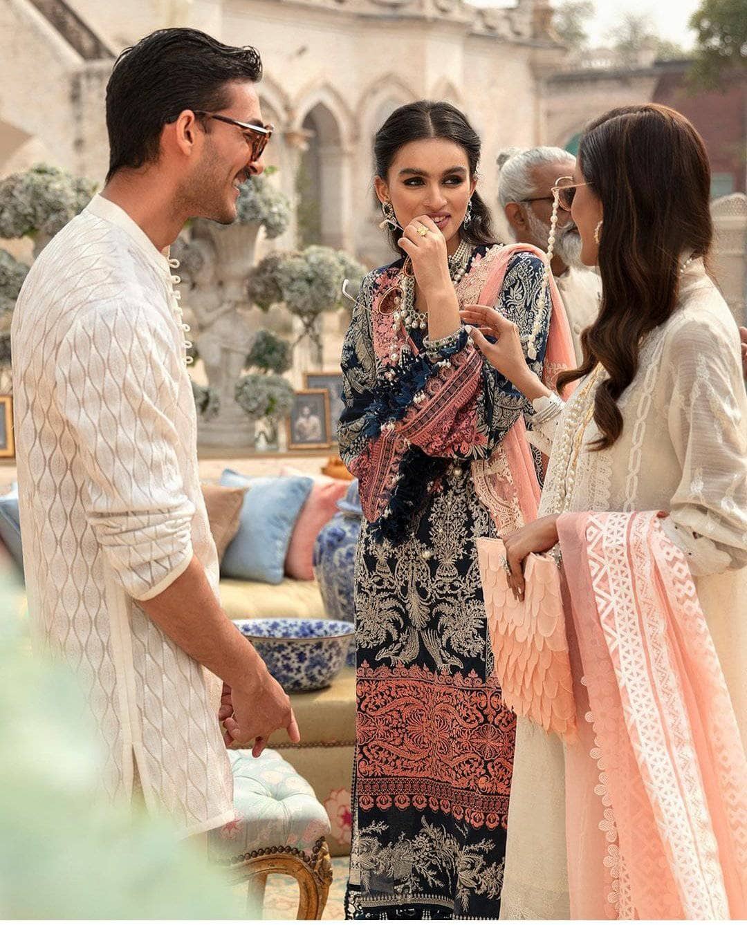 img_sana_safinaz_lawn_2021_awwal_boutique