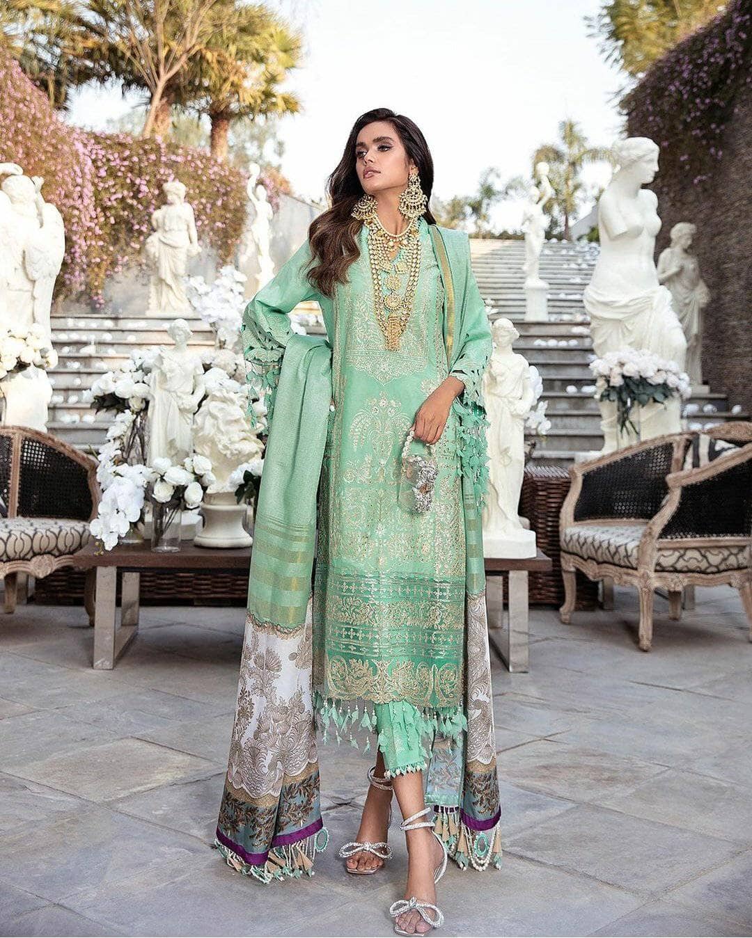 img_sana_safinaz_lawn_2021_awwal_boutique