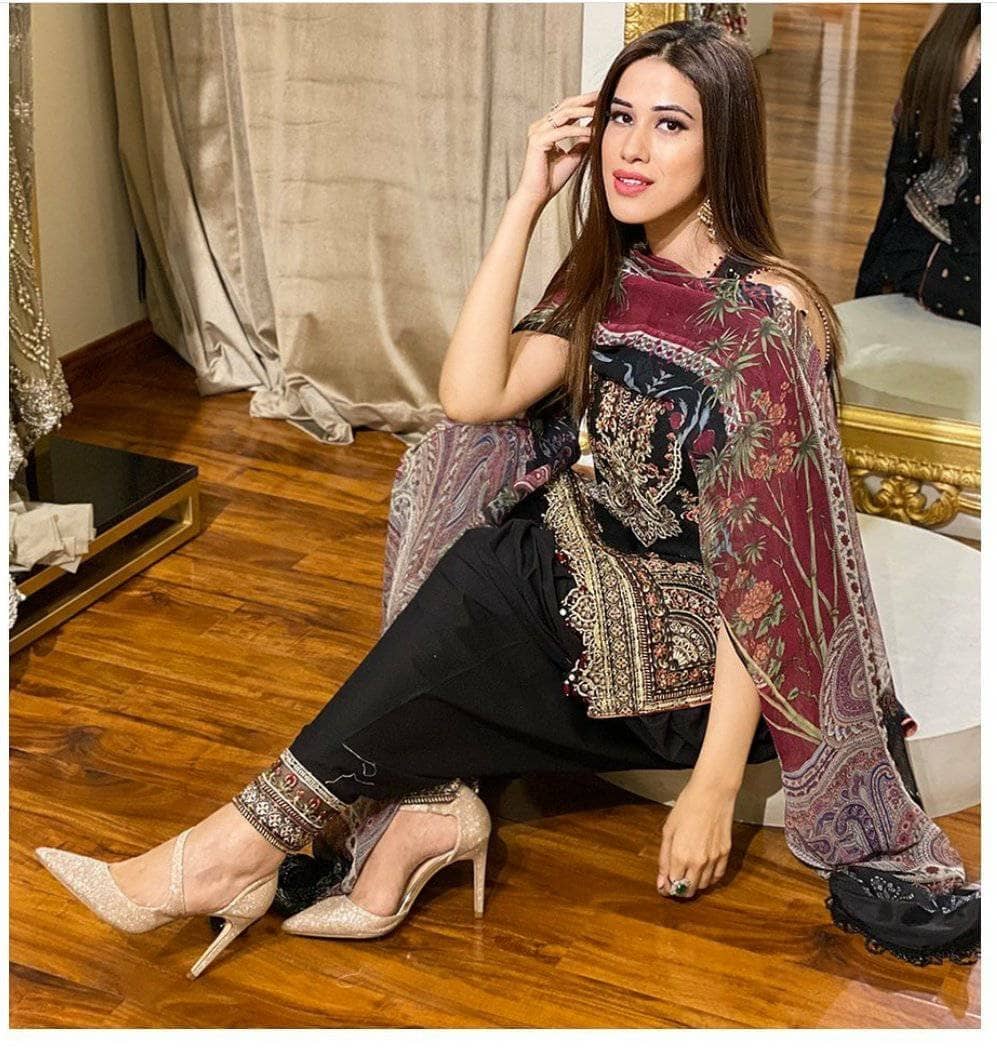 img_anaya_lawn_2021_awwal_boutoque