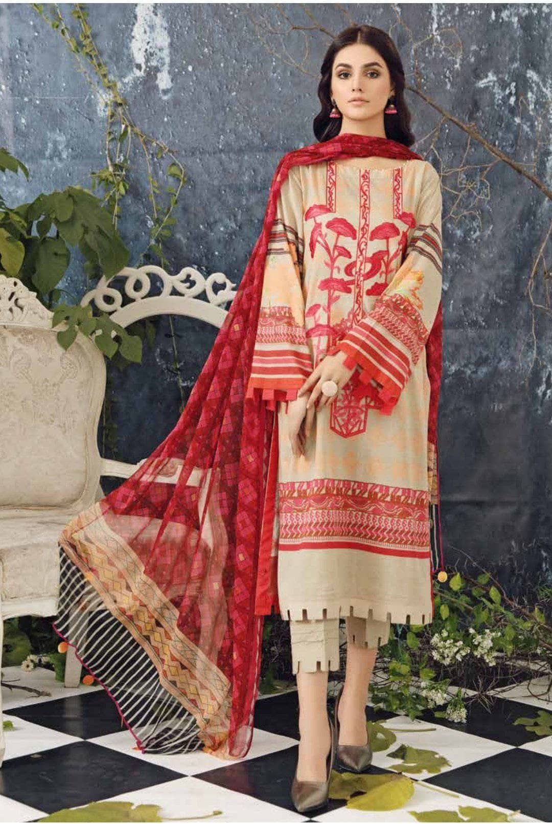 img_charizma_infinity_lawn_2021_awwal_boutique