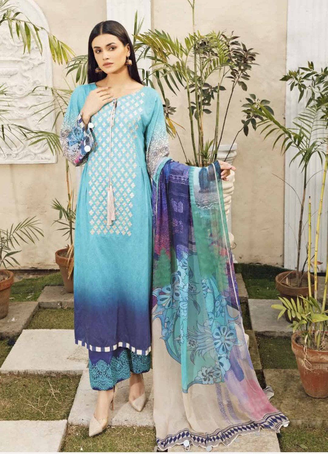 img_charizma_infinity_lawn_2021_awwal_boutique