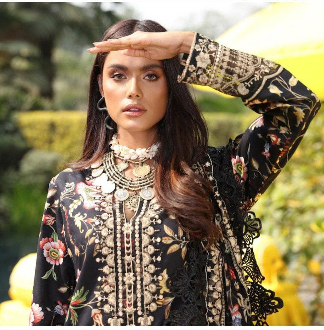 img_so_kamal_luxury_lawn_2021_awwal_boutique