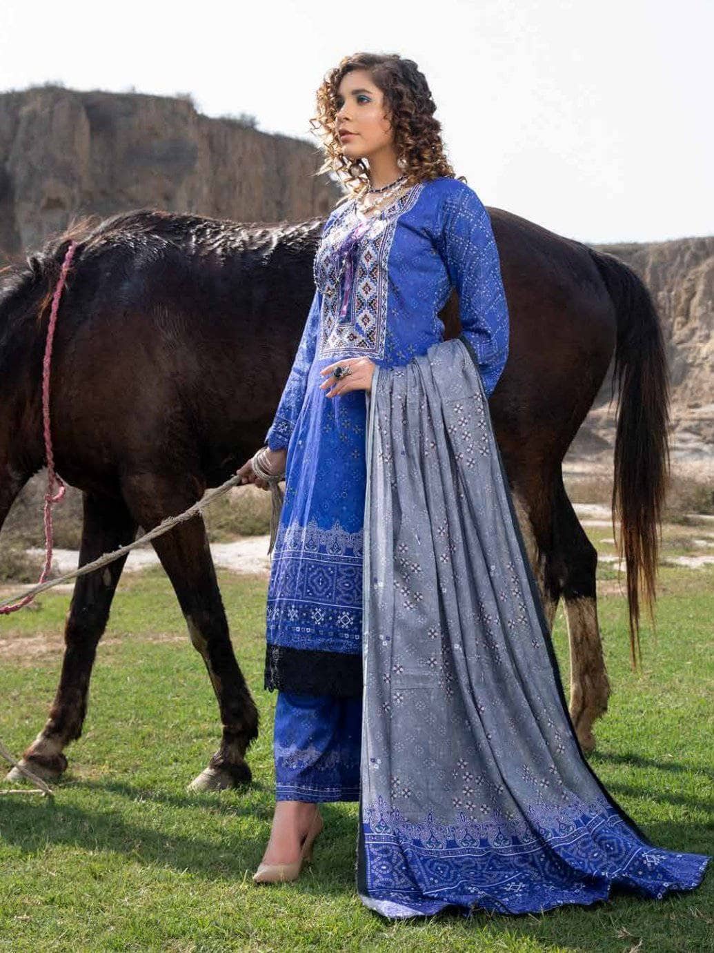 img_arhum_textiles_chunri lawn_awwal_boutique