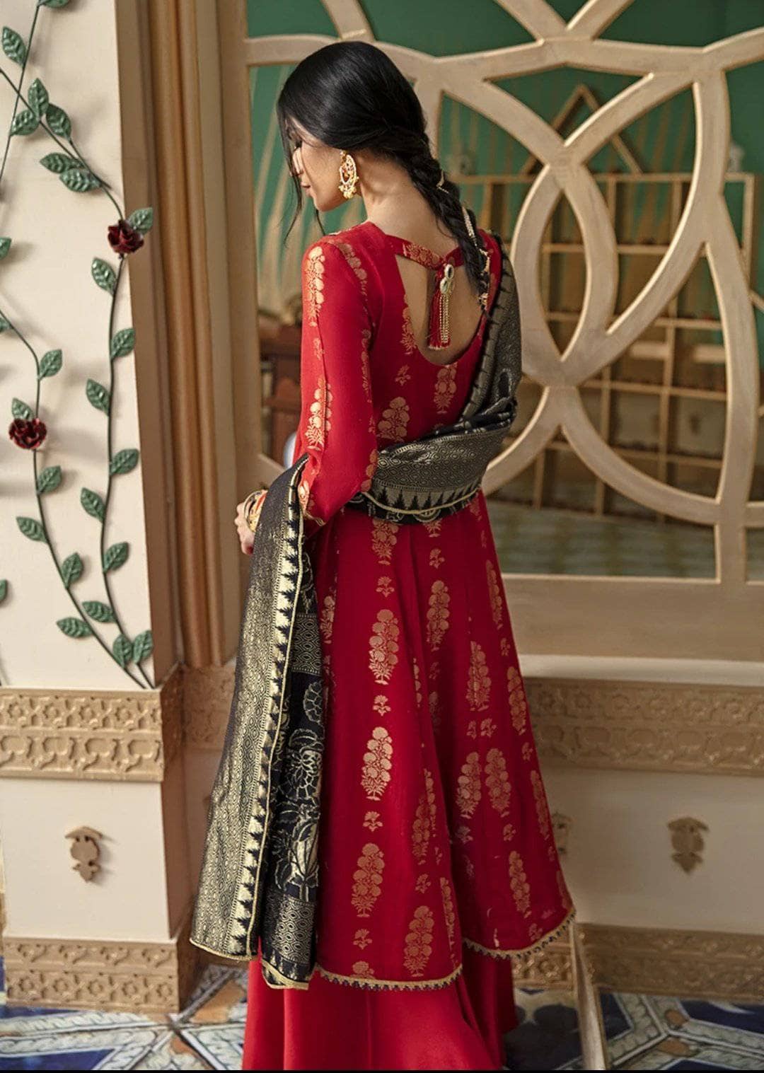 img_cross_stitch_eid_lawn_2021_awwal_boutique