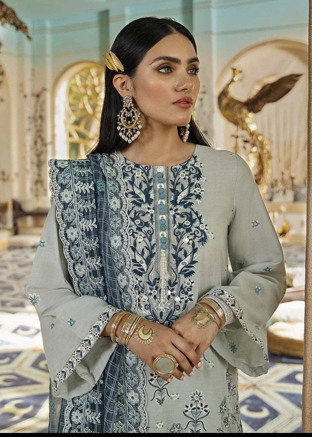 img_cross_stitch_eid_lawn_2021_awwal_boutique