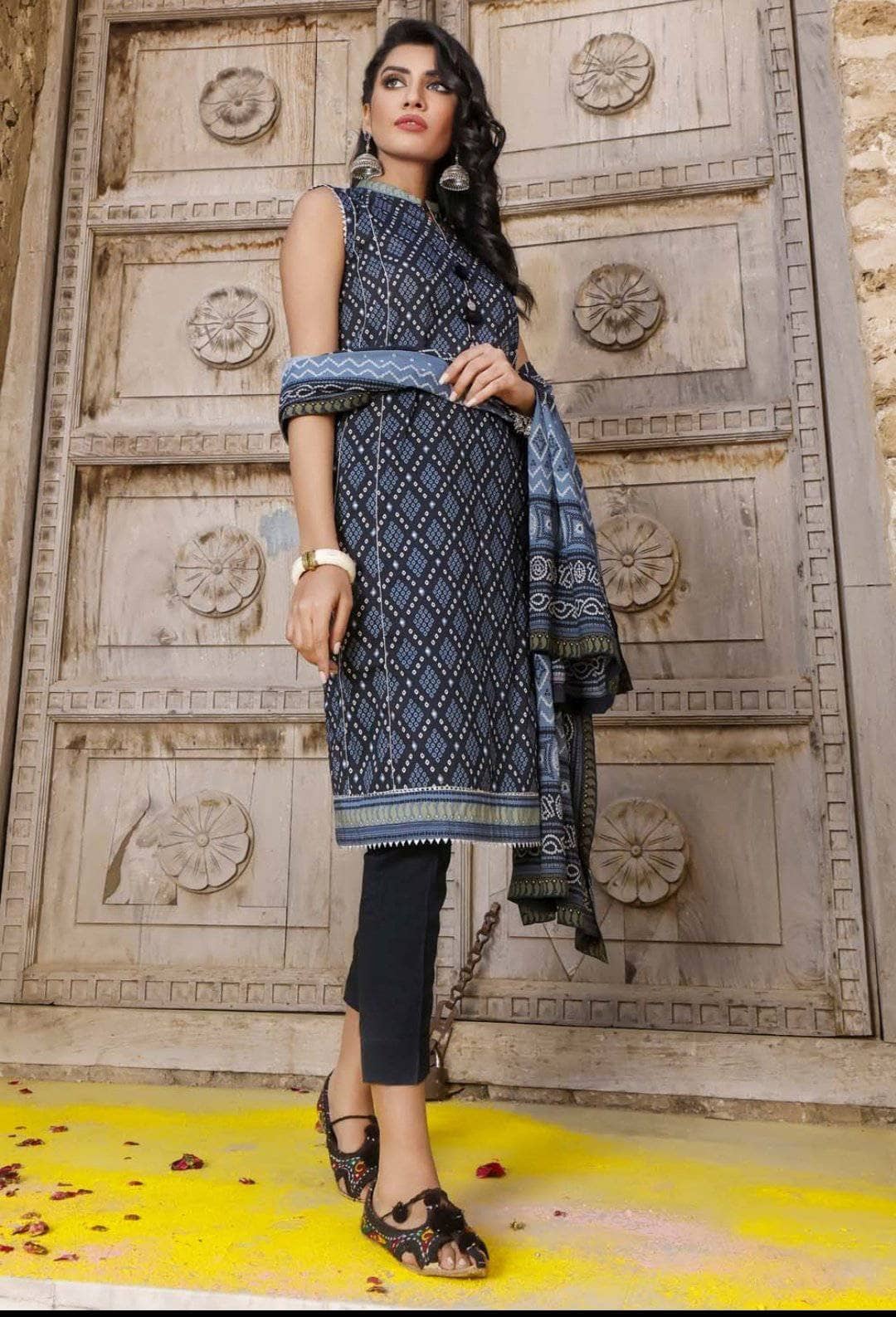 img_gul_ahmed_chunari_prints_lawn_collection_2021_awwal_boutique