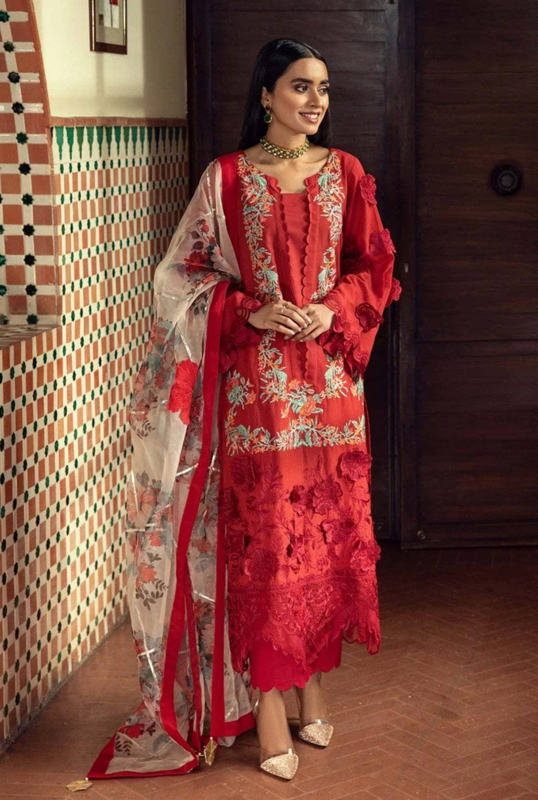 img_charizma_signature_eid_lawn_2021_awwal_boutique