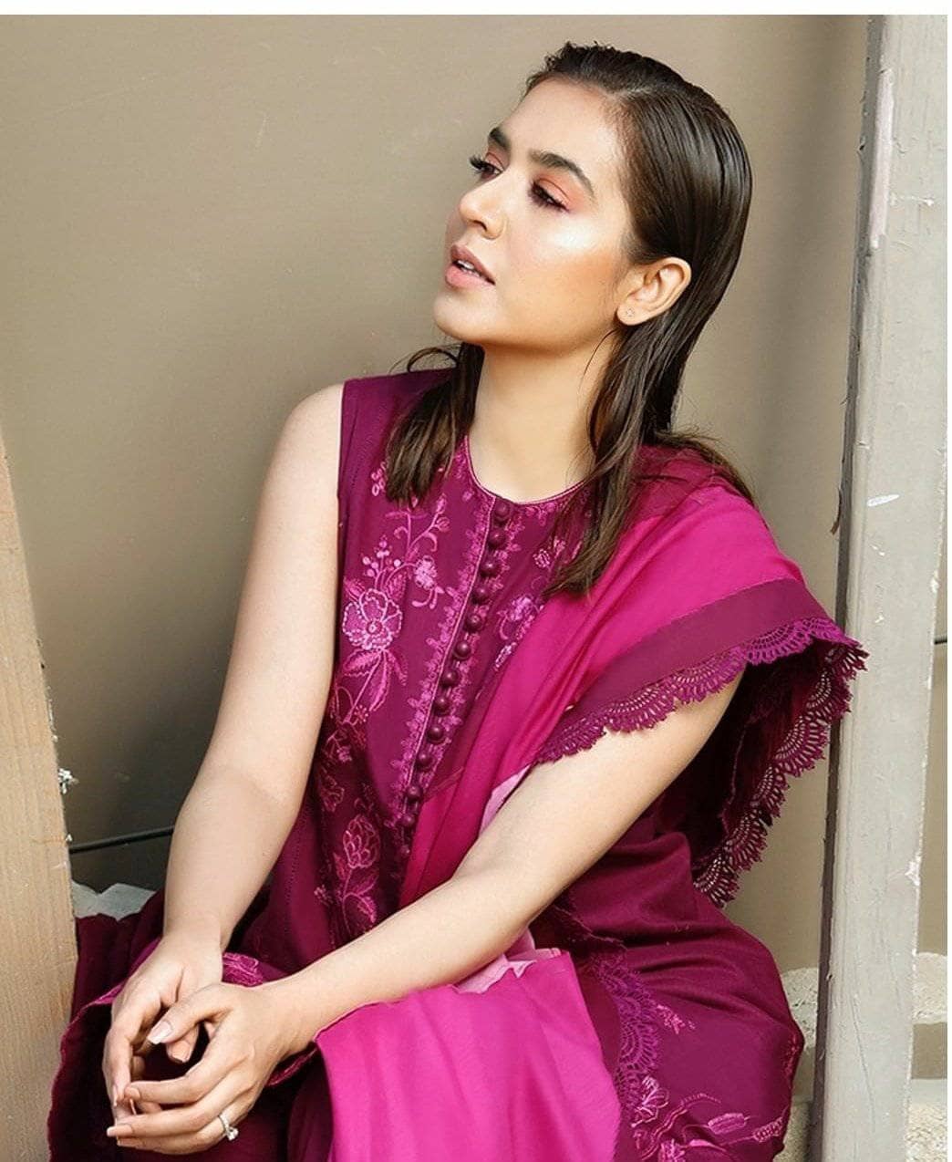 img_zaha_lawn_2021_awwal_boutique