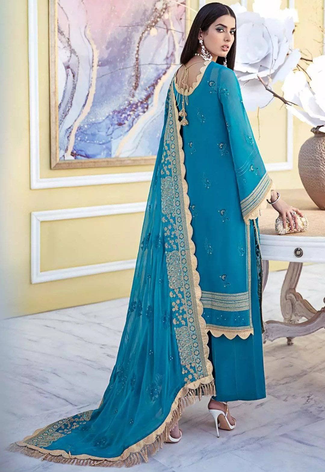 img_gul_ahmed_luxury_collection_2021_awwal_boutique