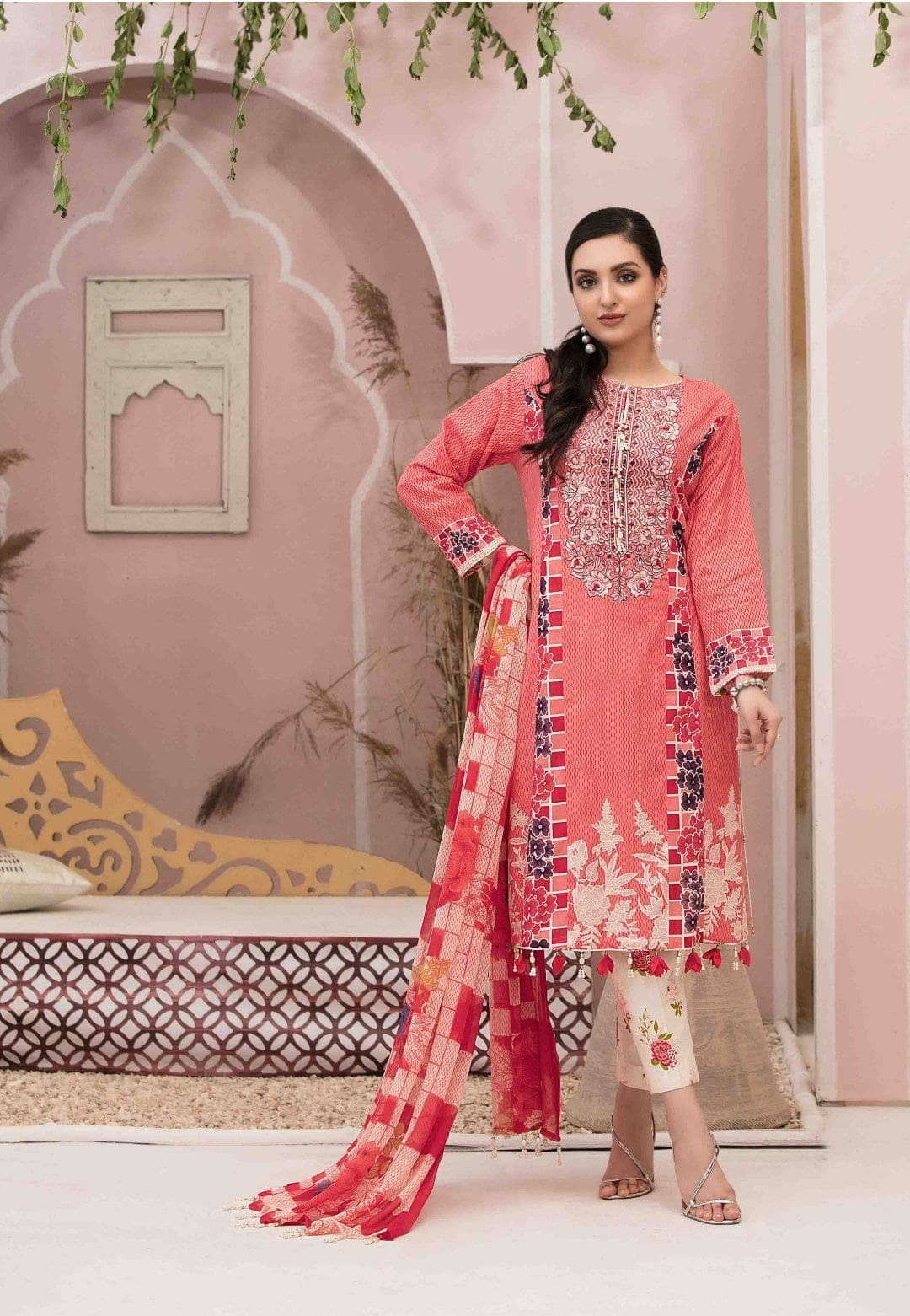 img_amna_sohail_by_tawakkal_lawn_2021_awwal_boutique