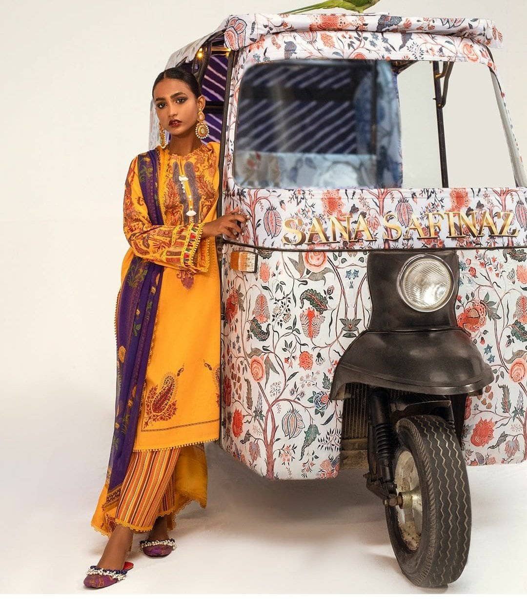 img_sana_safinaz_mahay_lawn_2021_awwal_boutique