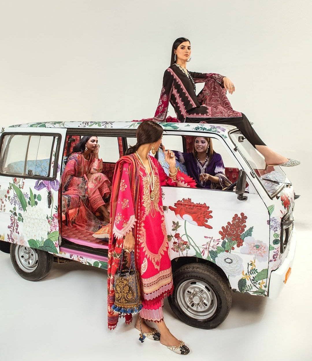 img_sana_safinaz_mahay_lawn_2021_awwal_boutique