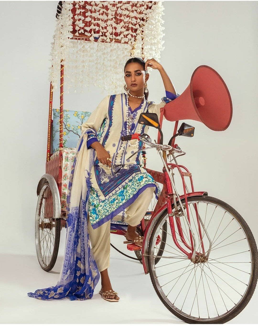 img_sana_safinaz_mahay_lawn_2021_awwal_boutique