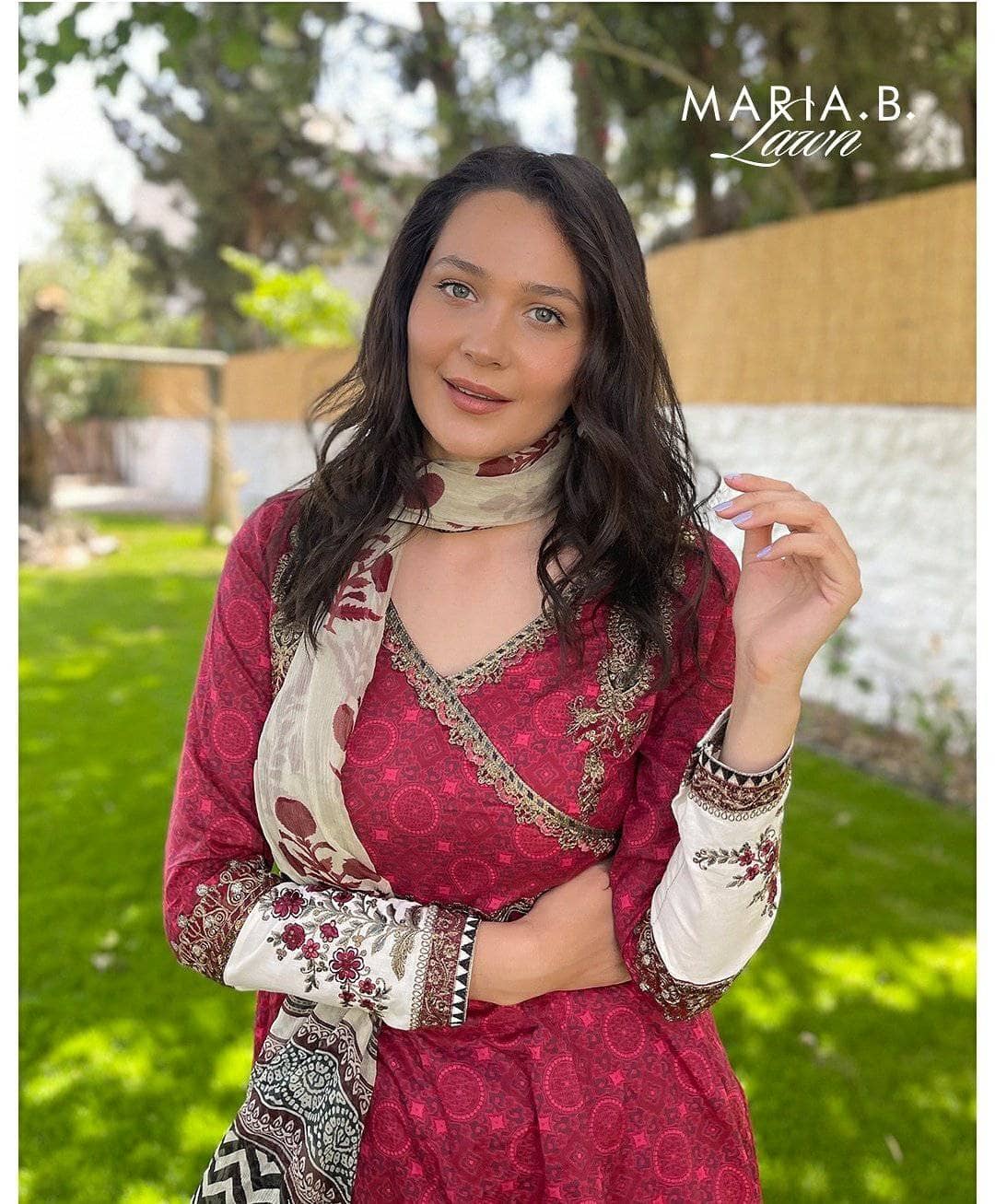 img_maria_b_eid_lawn_awwal_boutique