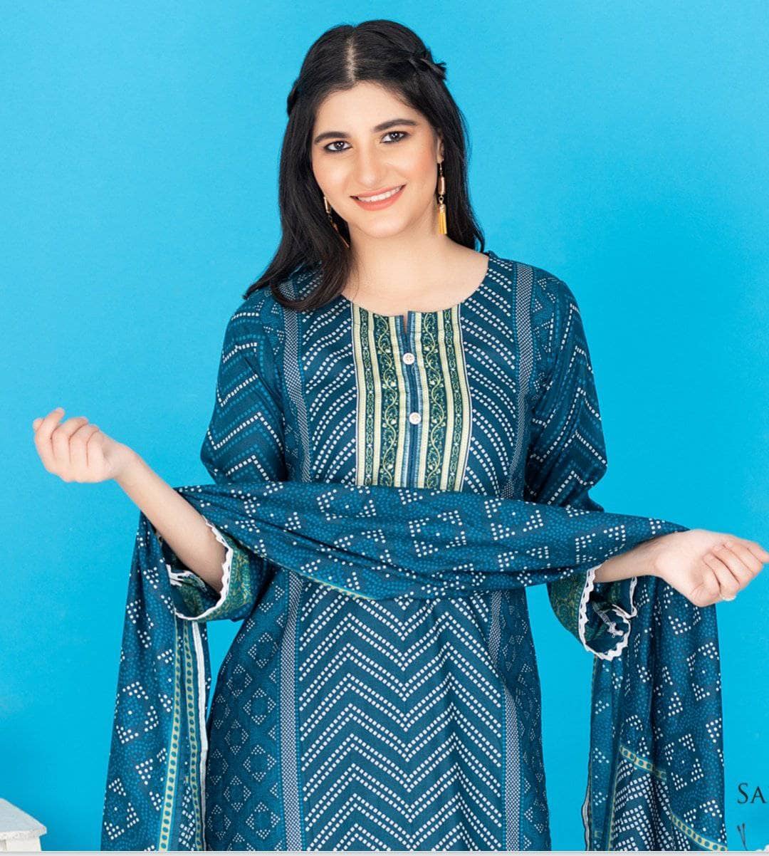 img_sahil_economy_lawn_collection_awwal_boutique_black_and_white