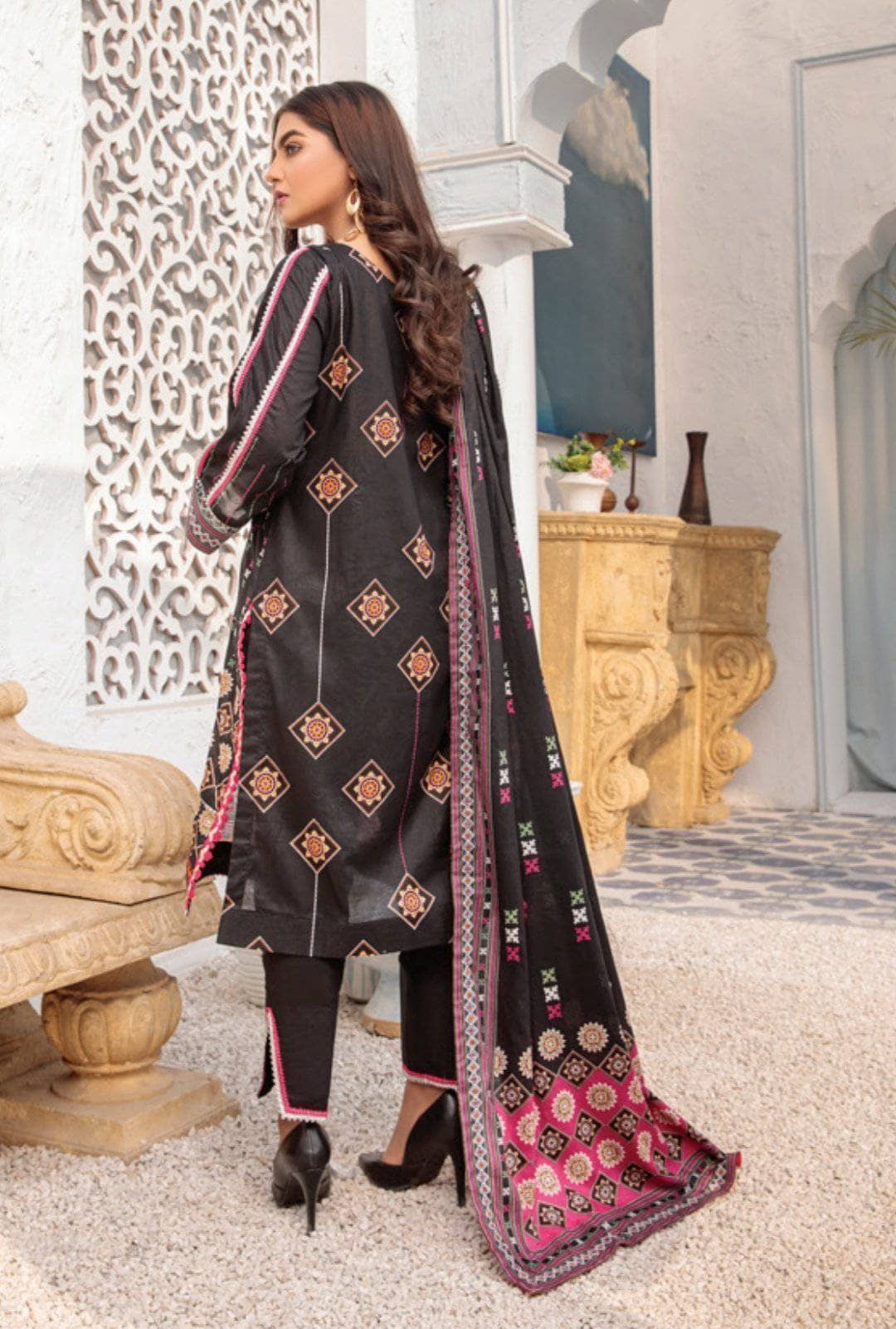 img_anum_lawn_daily_wear_pakistani_suits_awwal_