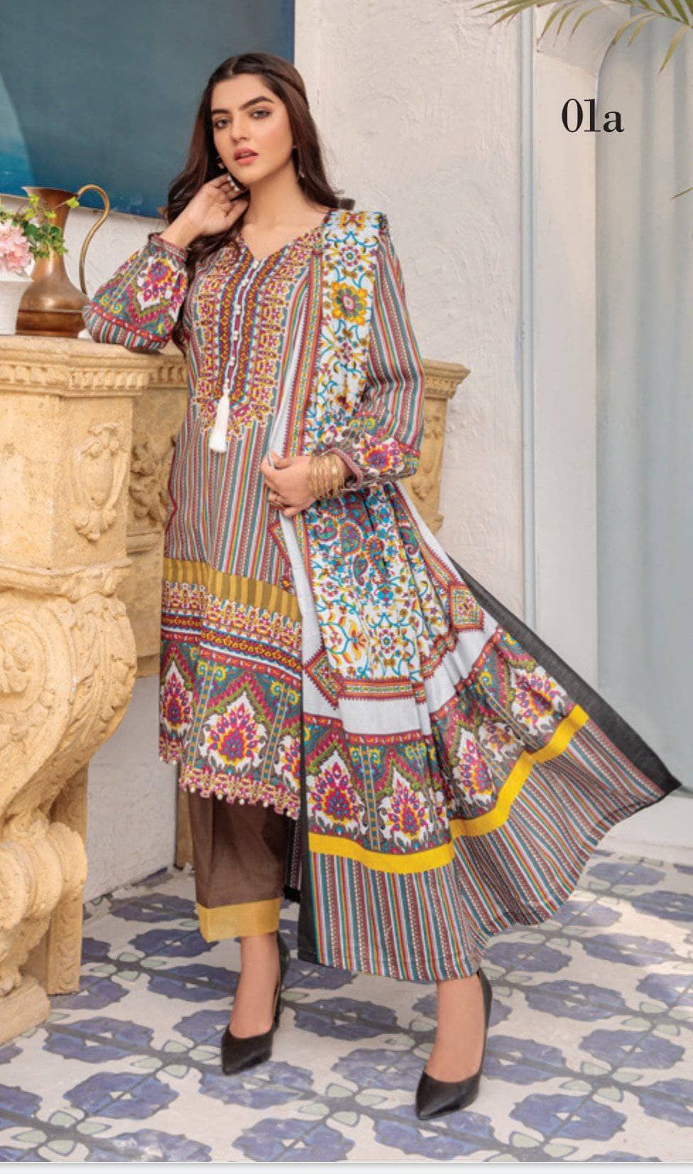 img_anum_lawn_daily_wear_pakistani_suits_awwal_