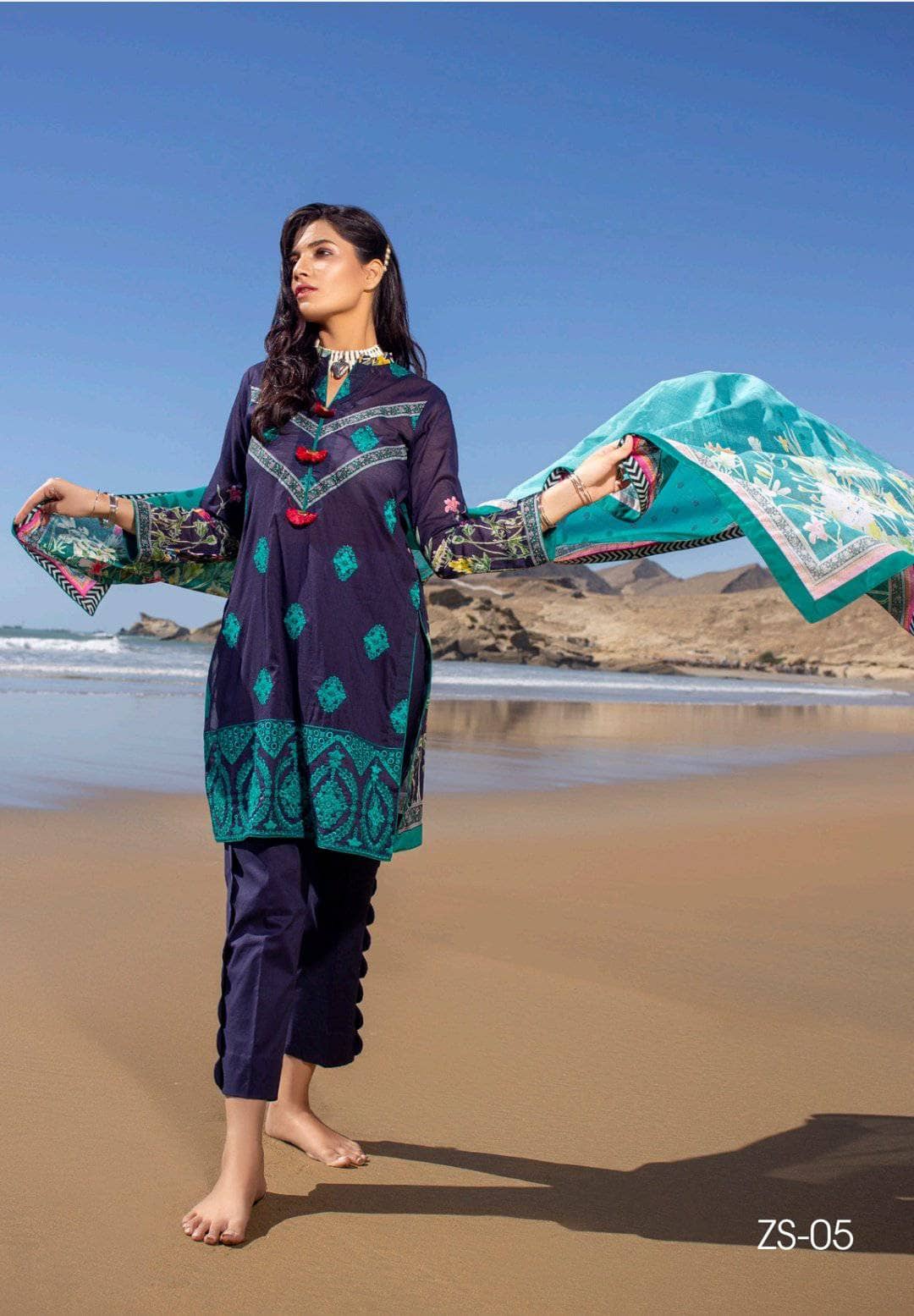 img_ravishing_embroidered_lawn_by_z_s_textiles_awwal_boutique