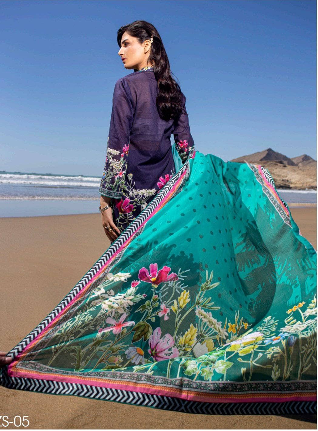 img_ravishing_embroidered_lawn_by_z_s_textiles_awwal_boutique