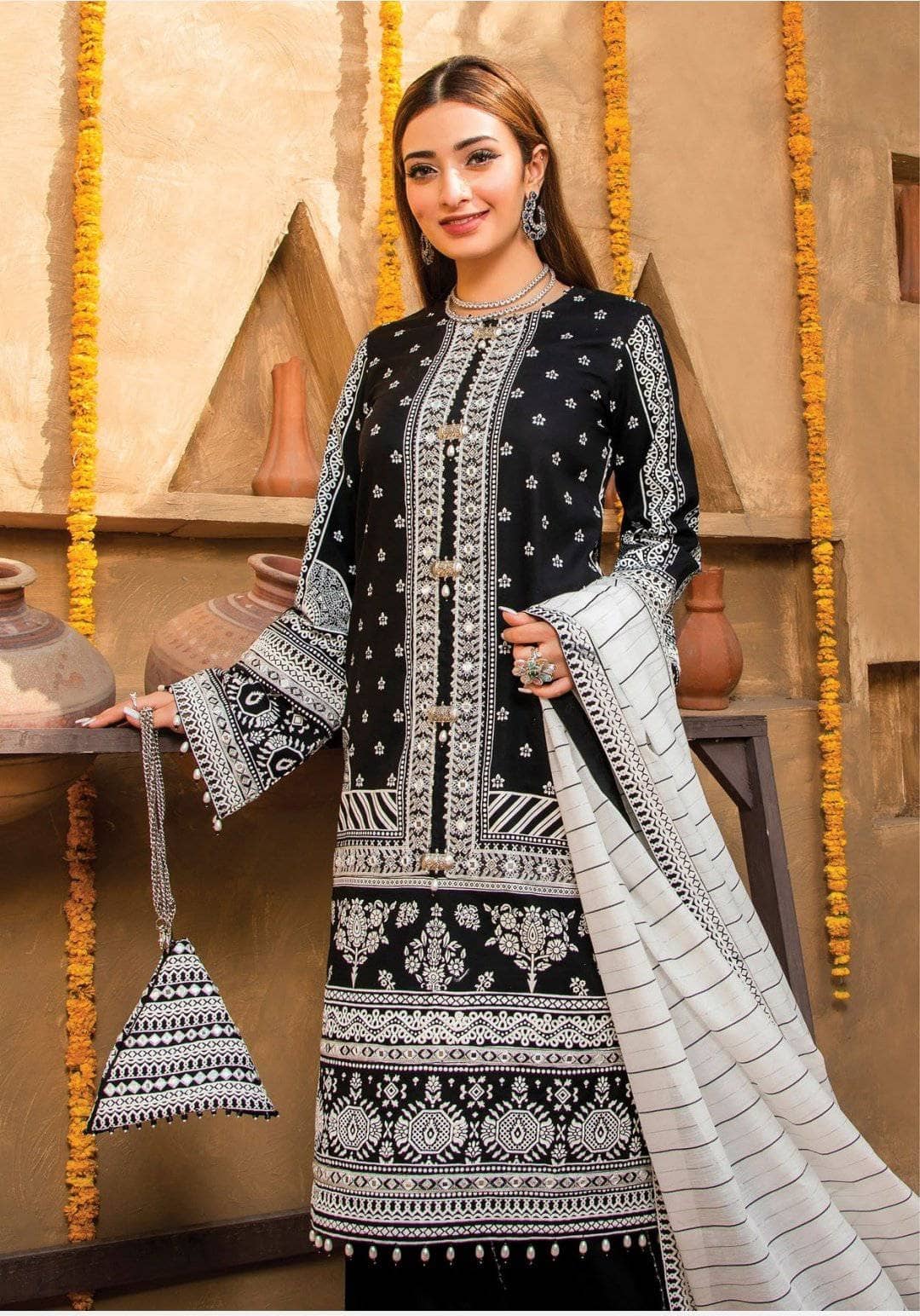 img_anaya_viva_lawn_2021_awwal_boutique