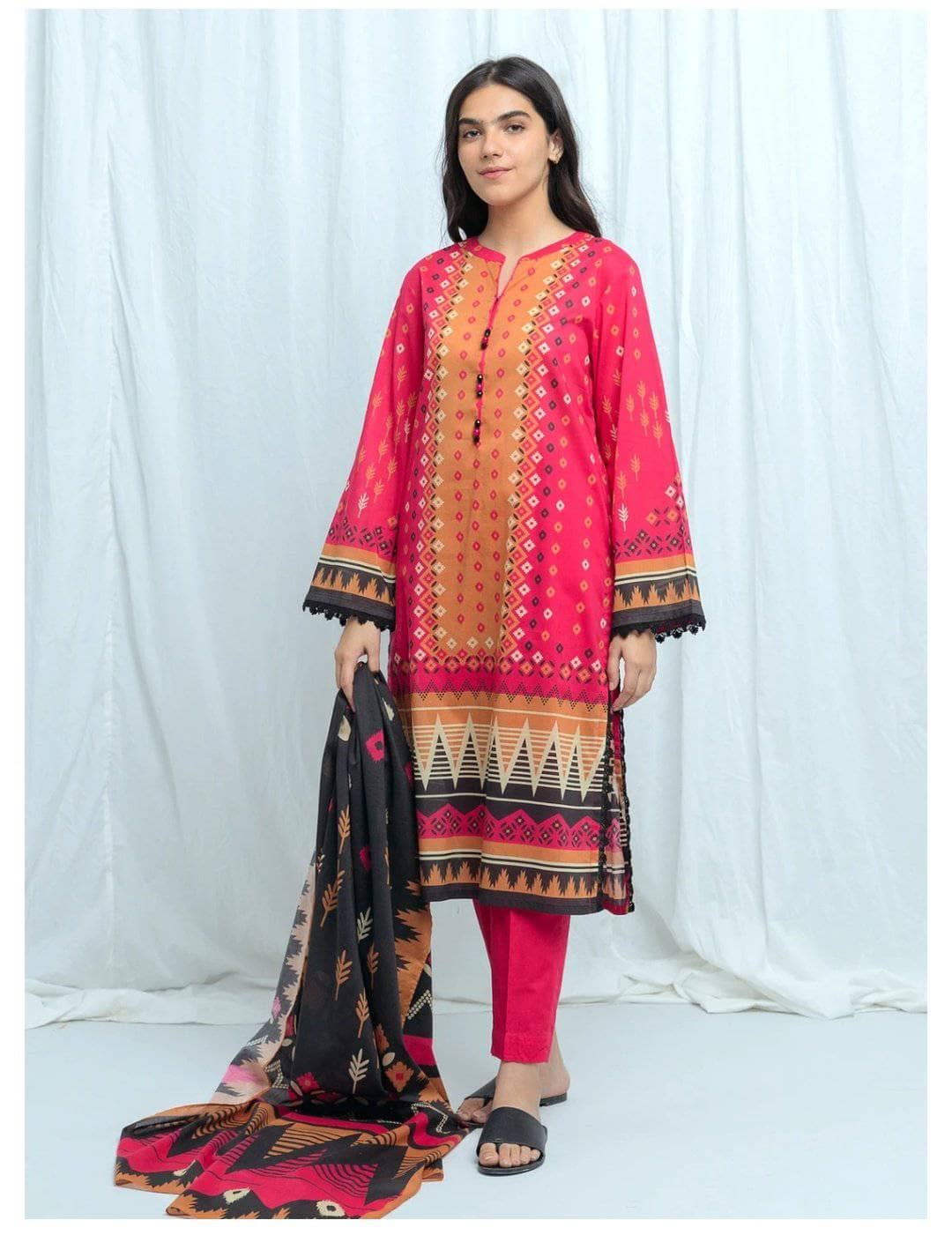 img_beechtree_lawn_2021_awwal_boutique