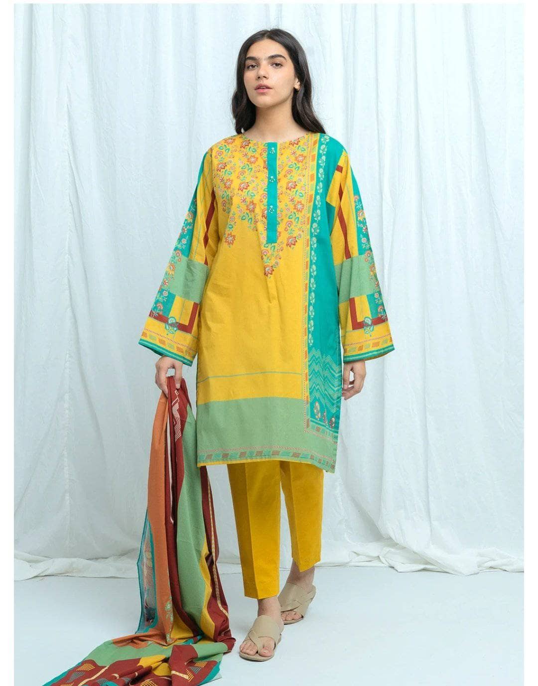 img_beechtree_lawn_2021_awwal_boutique