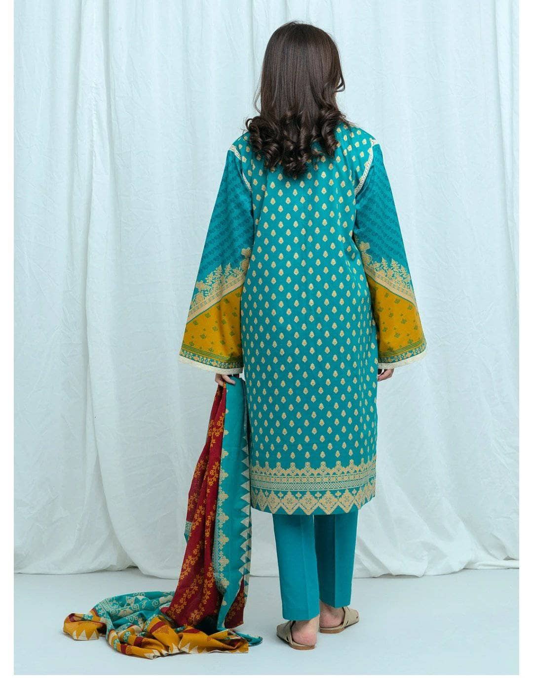 img_beechtree_lawn_2021_awwal_boutique