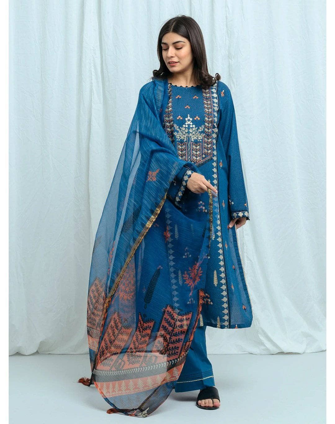 img_beechtree_lawn_2021_awwal_boutique