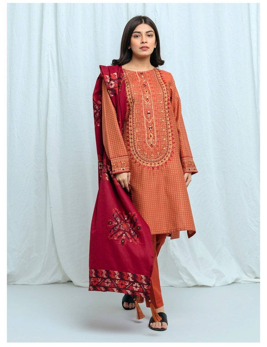 img_beechtree_lawn_2021_awwal_boutique