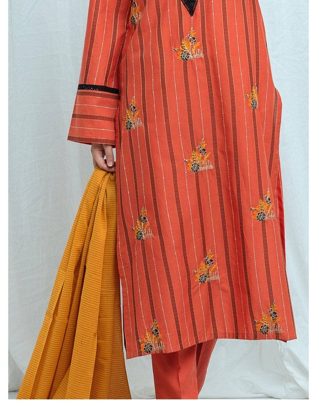 img_beechtree_lawn_2021_awwal_boutique