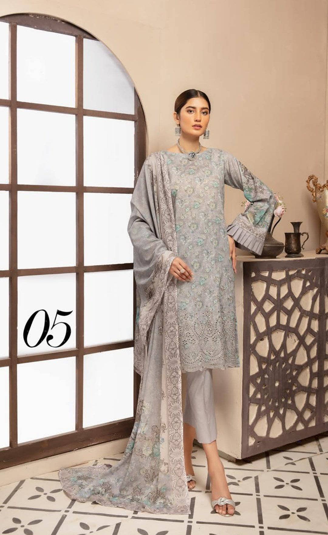 img_guzel_chikankari_embroidered_lawn_with_, Makhmal_Lawn_dupatta_awwal_boutique