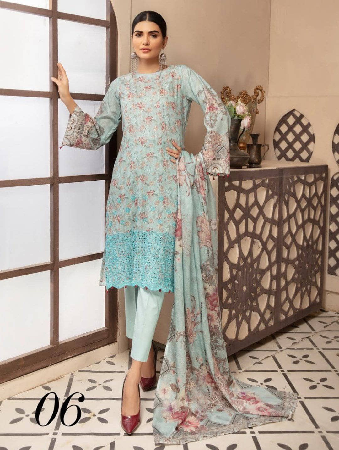 img_guzel_chikankari_embroidered_lawn_with_, Makhmal_Lawn_dupatta_awwal_boutique