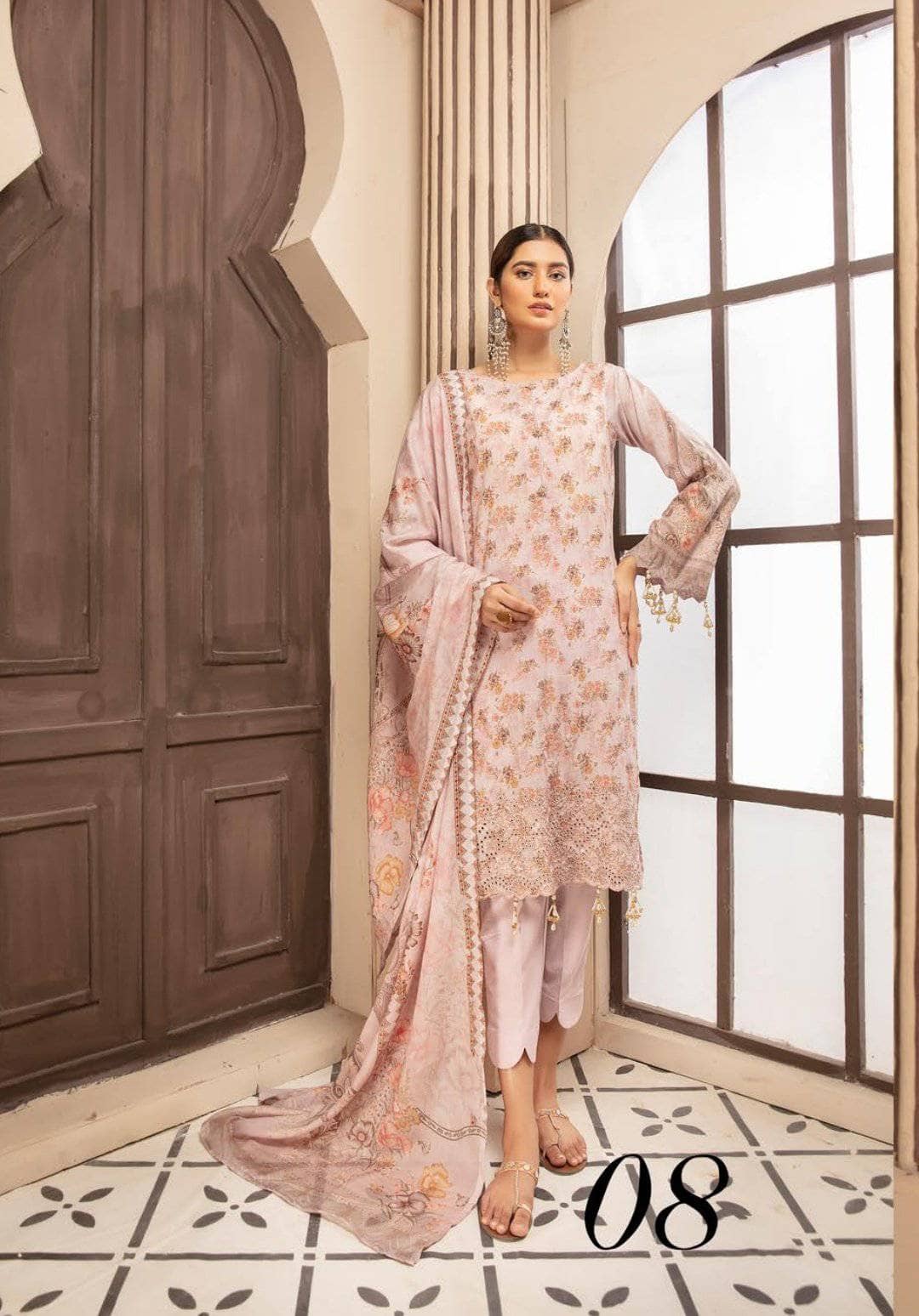 img_guzel_chikankari_embroidered_lawn_with_, Makhmal_Lawn_dupatta_awwal_boutique