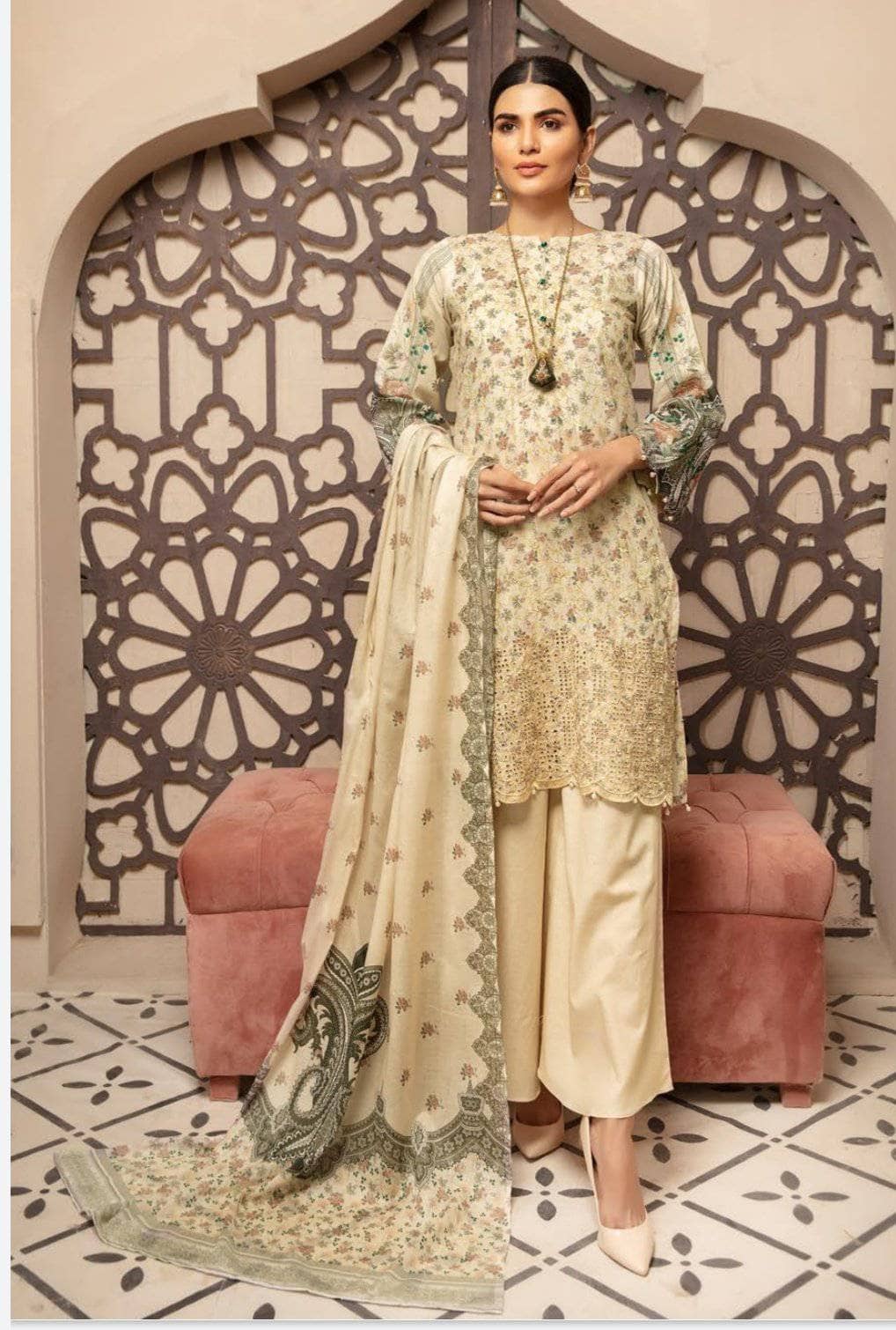 img_guzel_chikankari_embroidered_lawn_with_, Makhmal_Lawn_dupatta_awwal_boutique