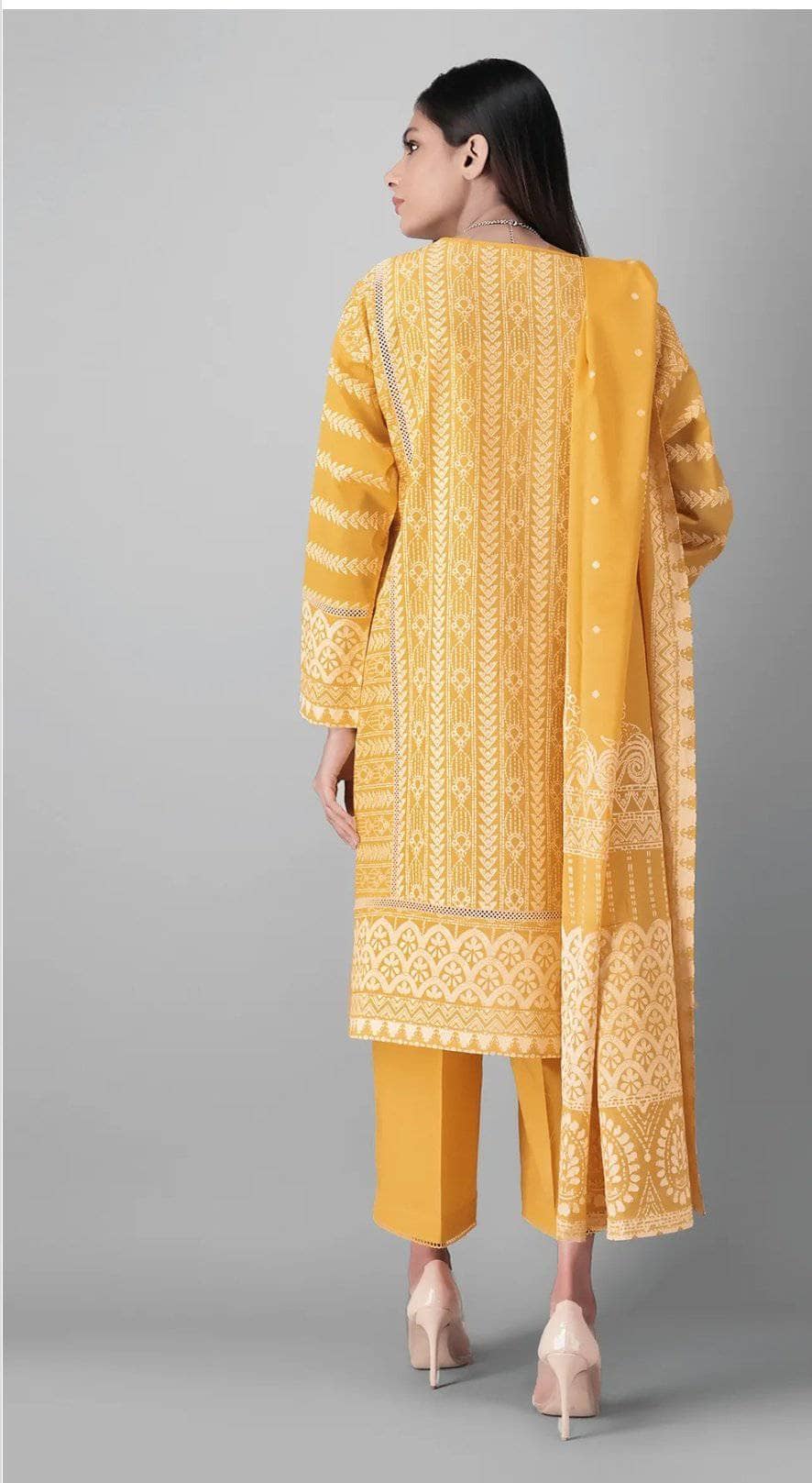 imh_khaadi_lawn_2021_awwal_boutique