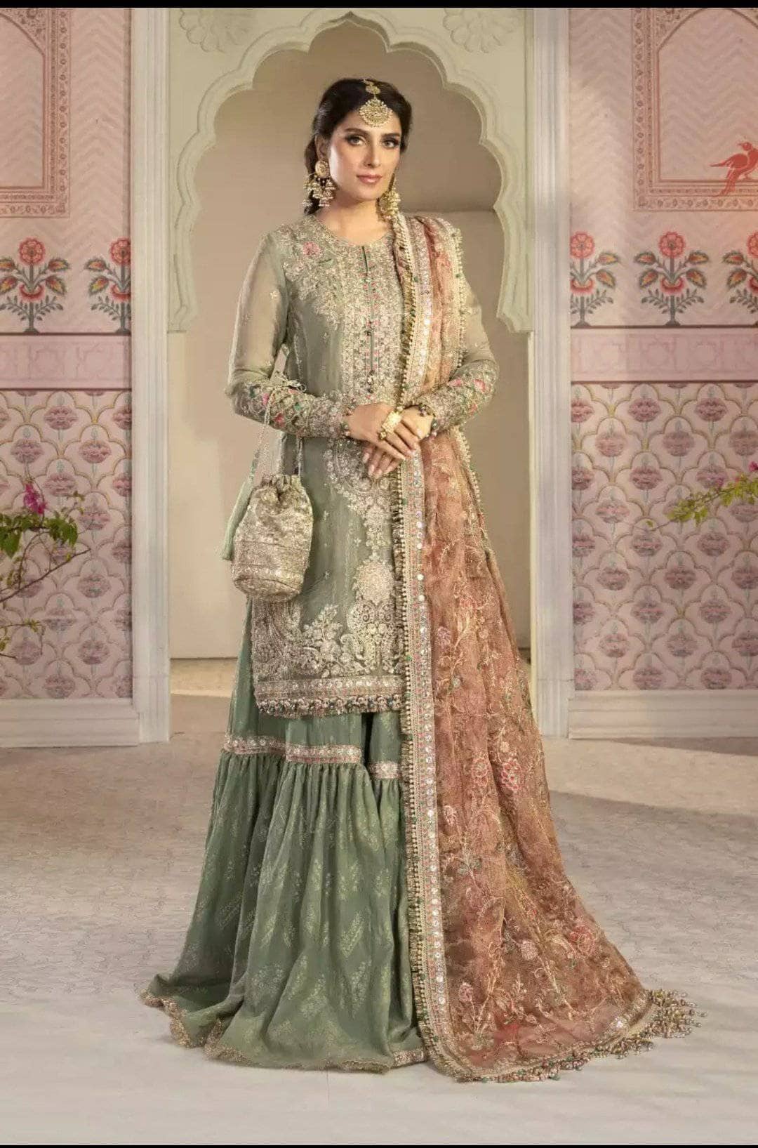 img_maria_b_mbroidered_chiffon_2021_awwal_boutique