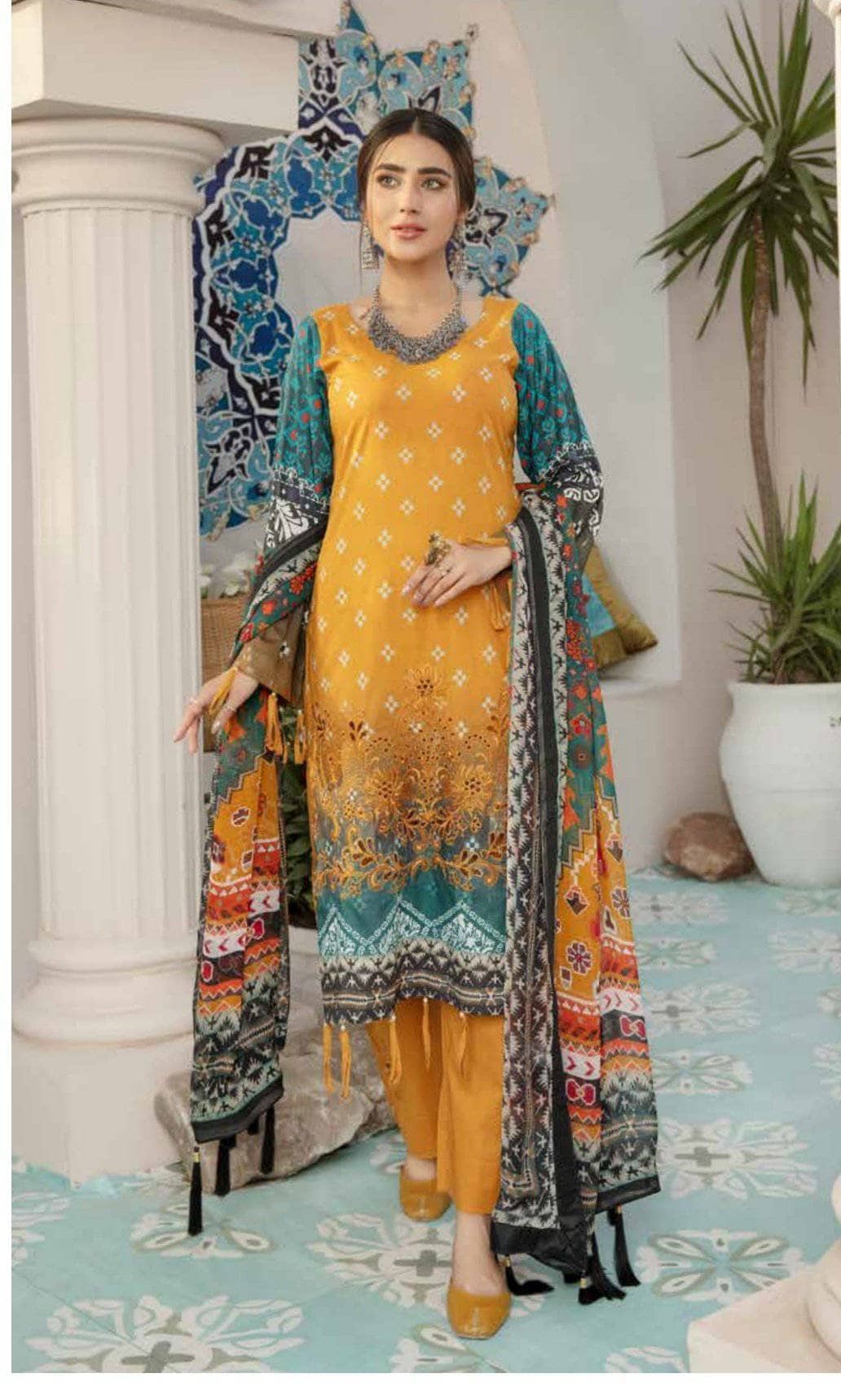 img_afreen_chunari_chikankari_lawn_by_riaz_arts_awwal_boutique