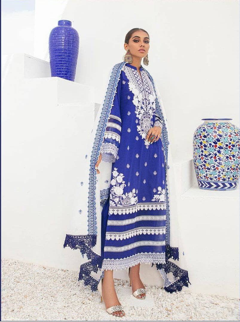 img_zainab_chottani_tahra_eid_lawn_2021_awwal_boutique