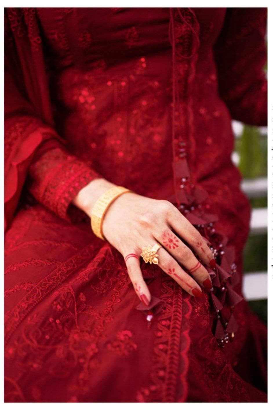 img_qalamkar_luxury_lawn_2021_awwal_boutique