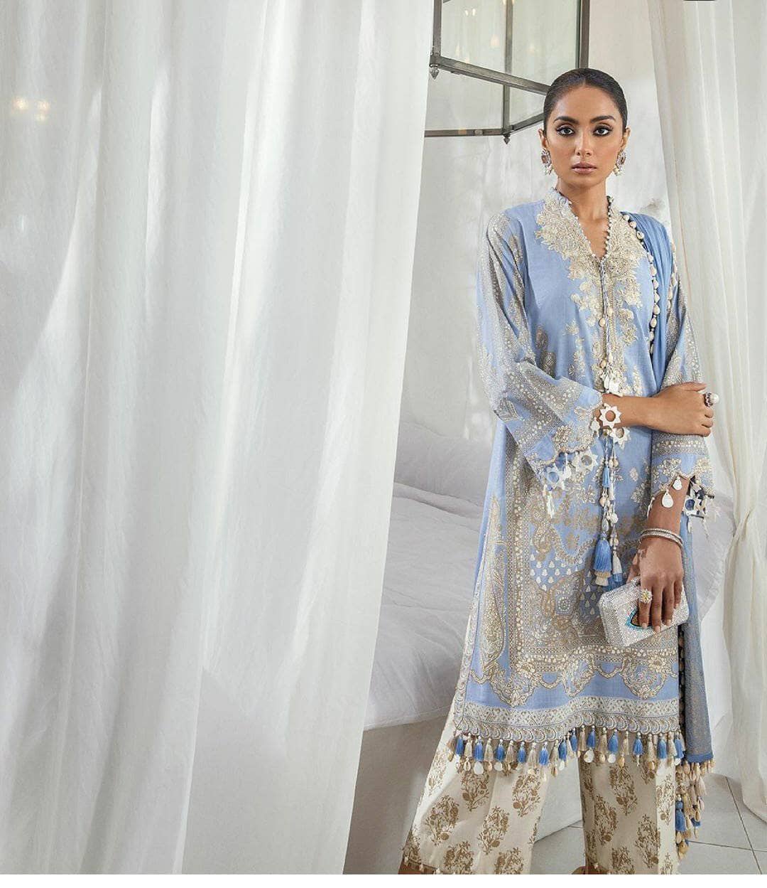 img_sana_safinaz_kurnool_lawn_2021_awwal_boutique