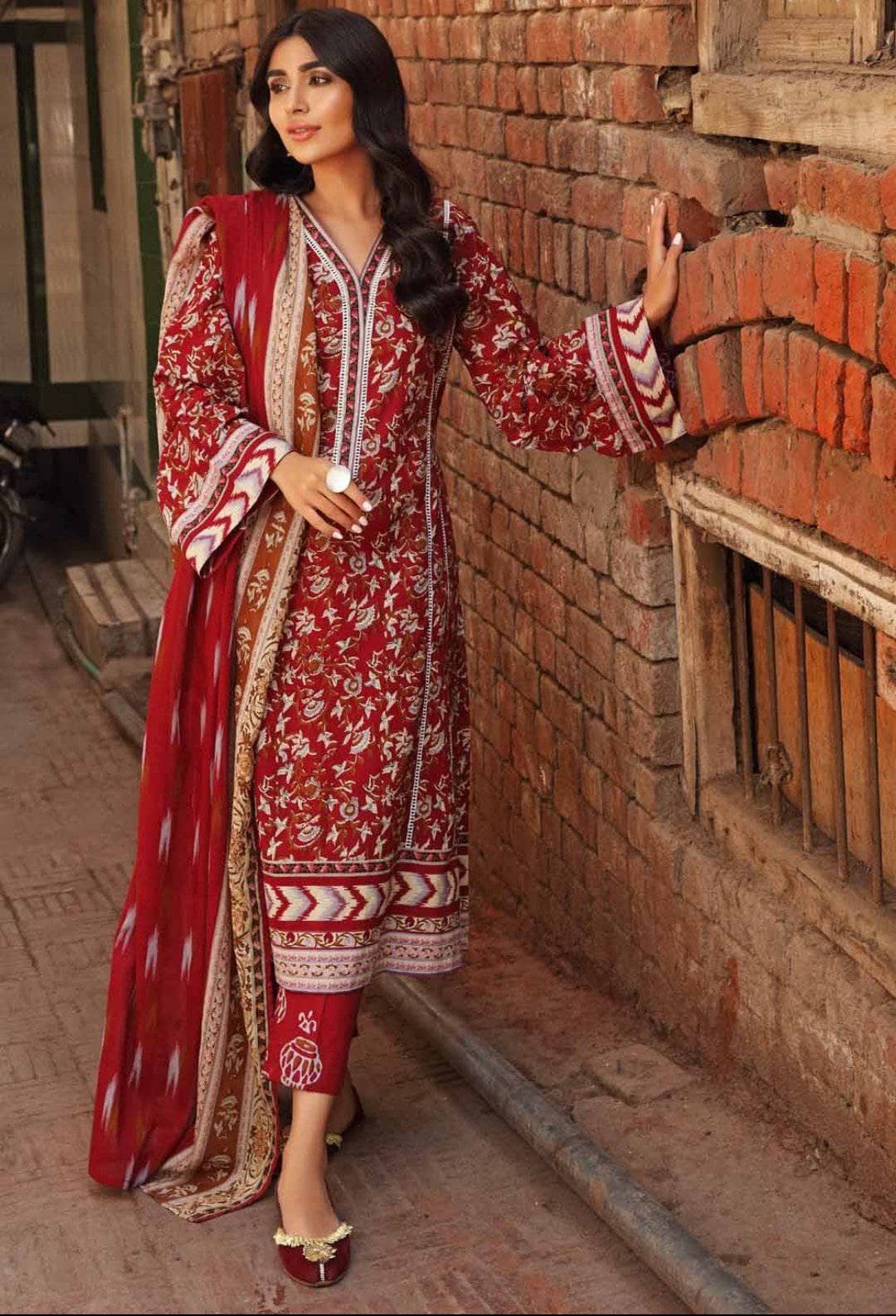 img_gul_ahmed_organic_lawn_2021_awwal_boutique