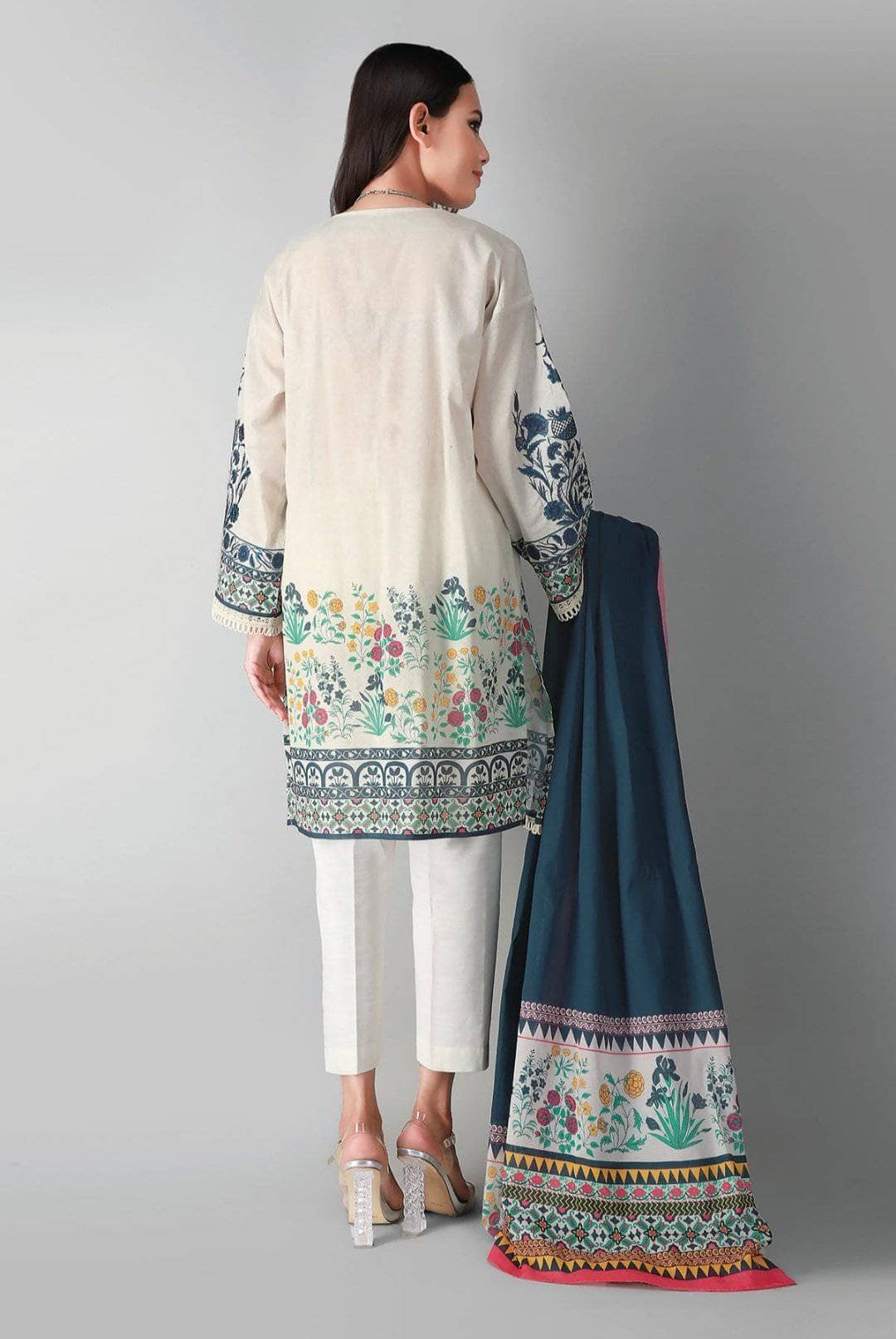 img_khaadi_lawn_2021_awwal_boutique