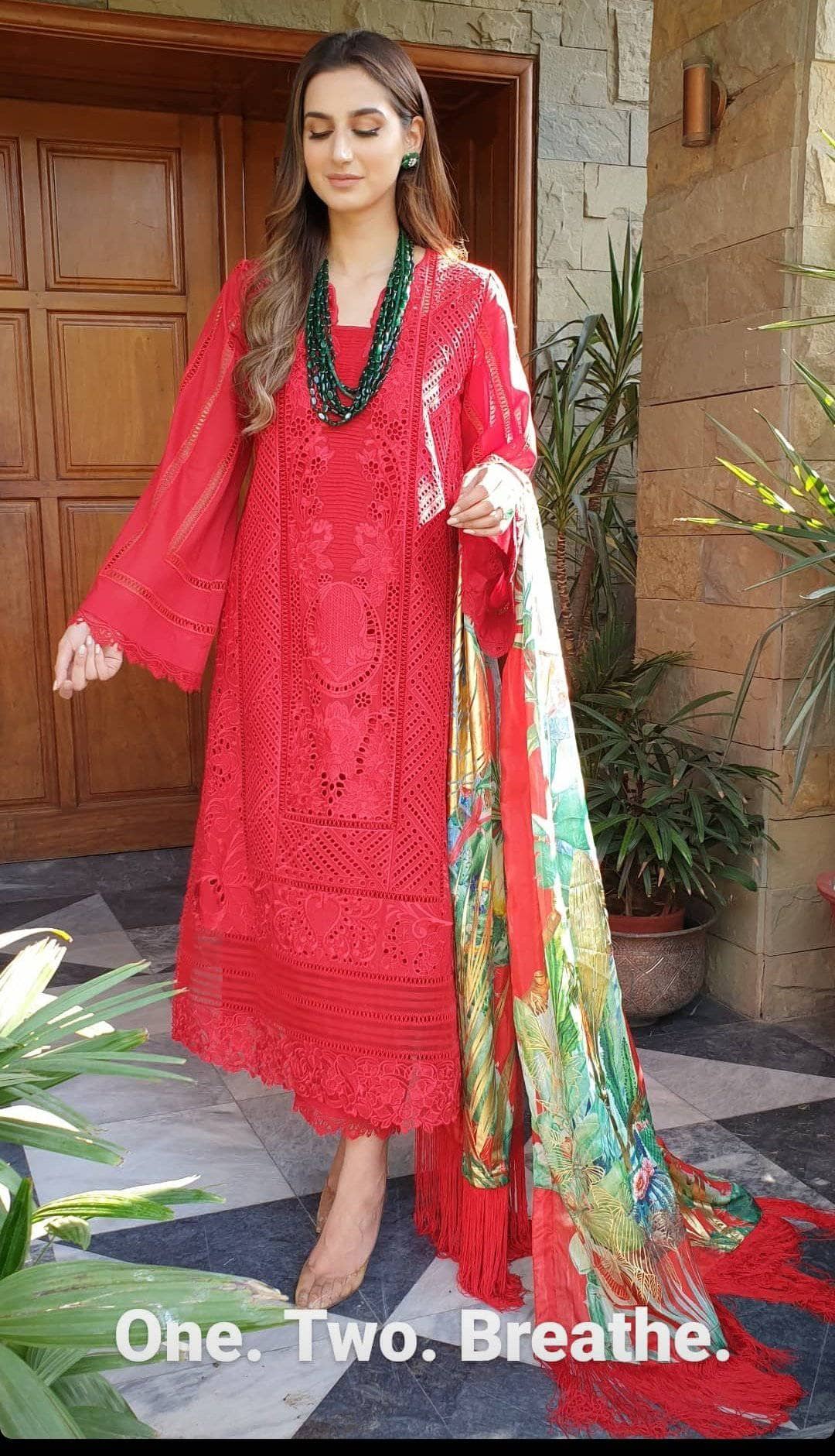 img_crimson_lawn_by_saira_shakira_2021_awwal_boutique