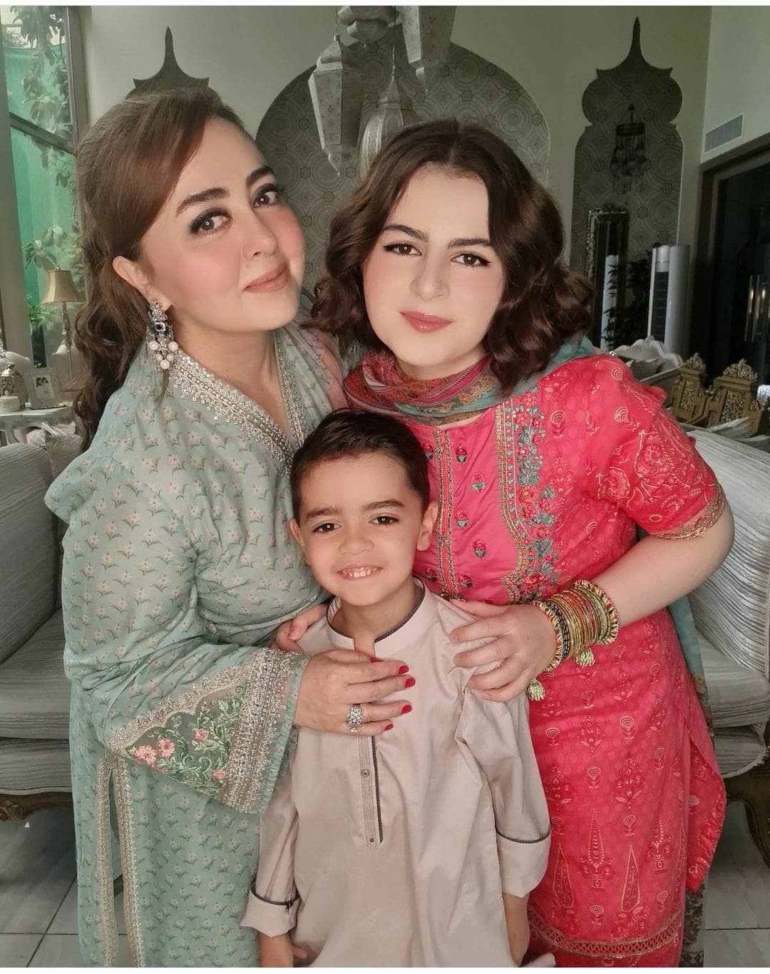 img_maria_b_m_prints_lawn_2021_awwal_boutique