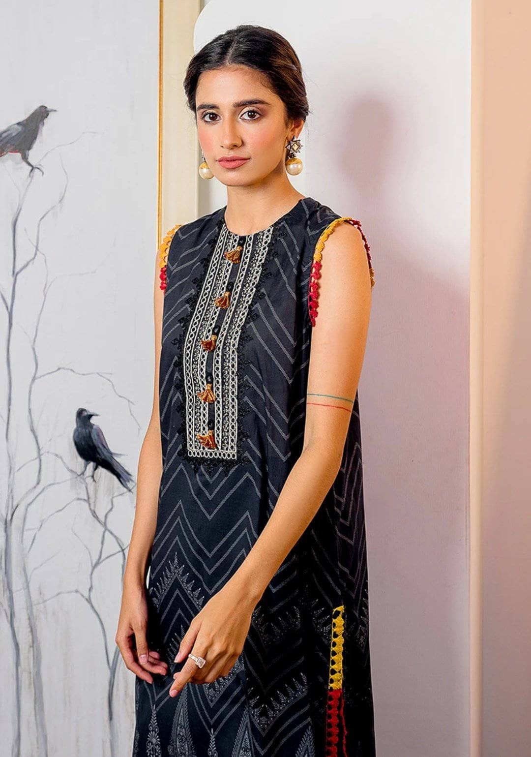 img_cross_unstitched_cambric_awwal_boutique