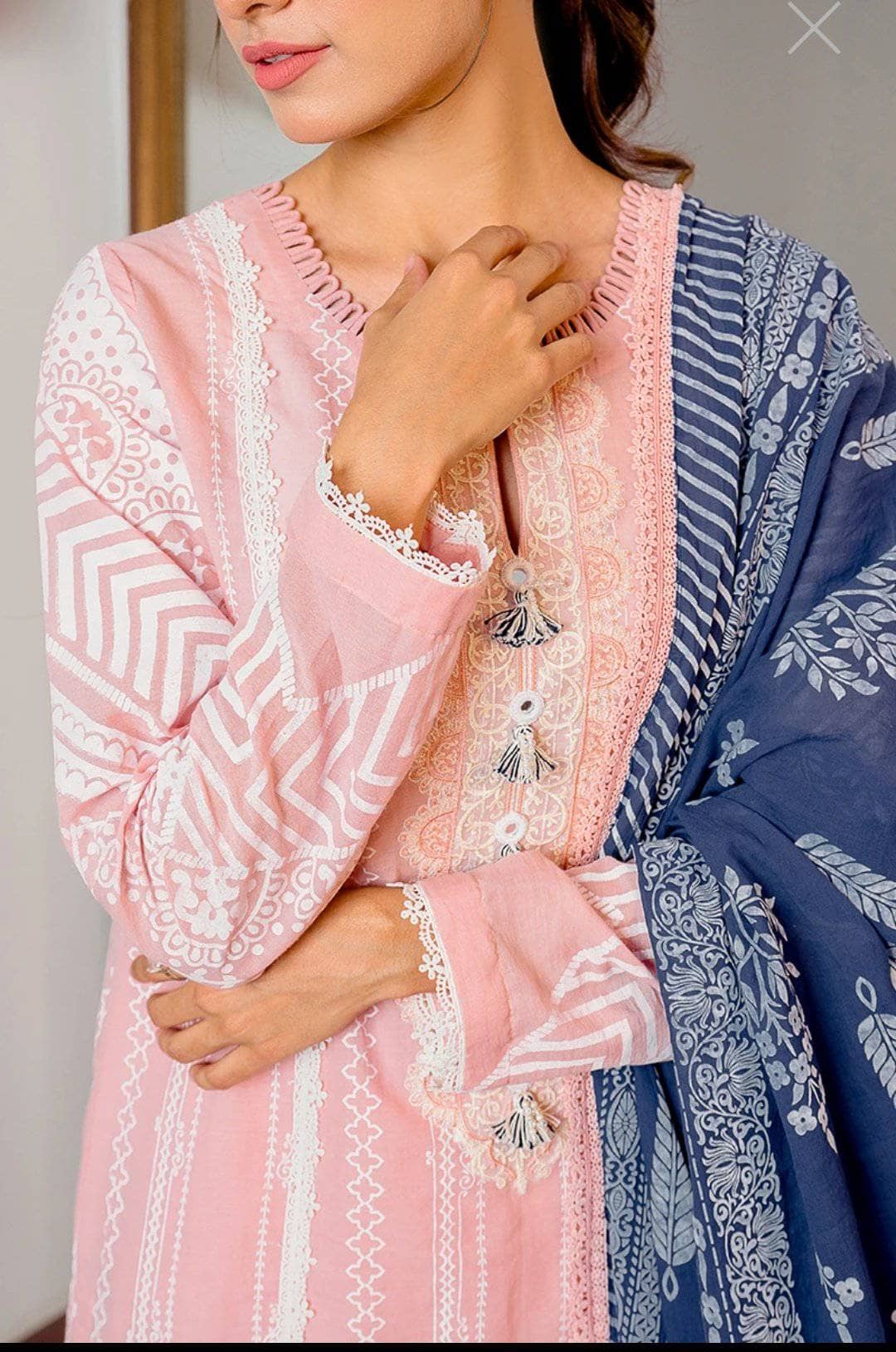 img_cross_stitch_cambric_awwal_boutique