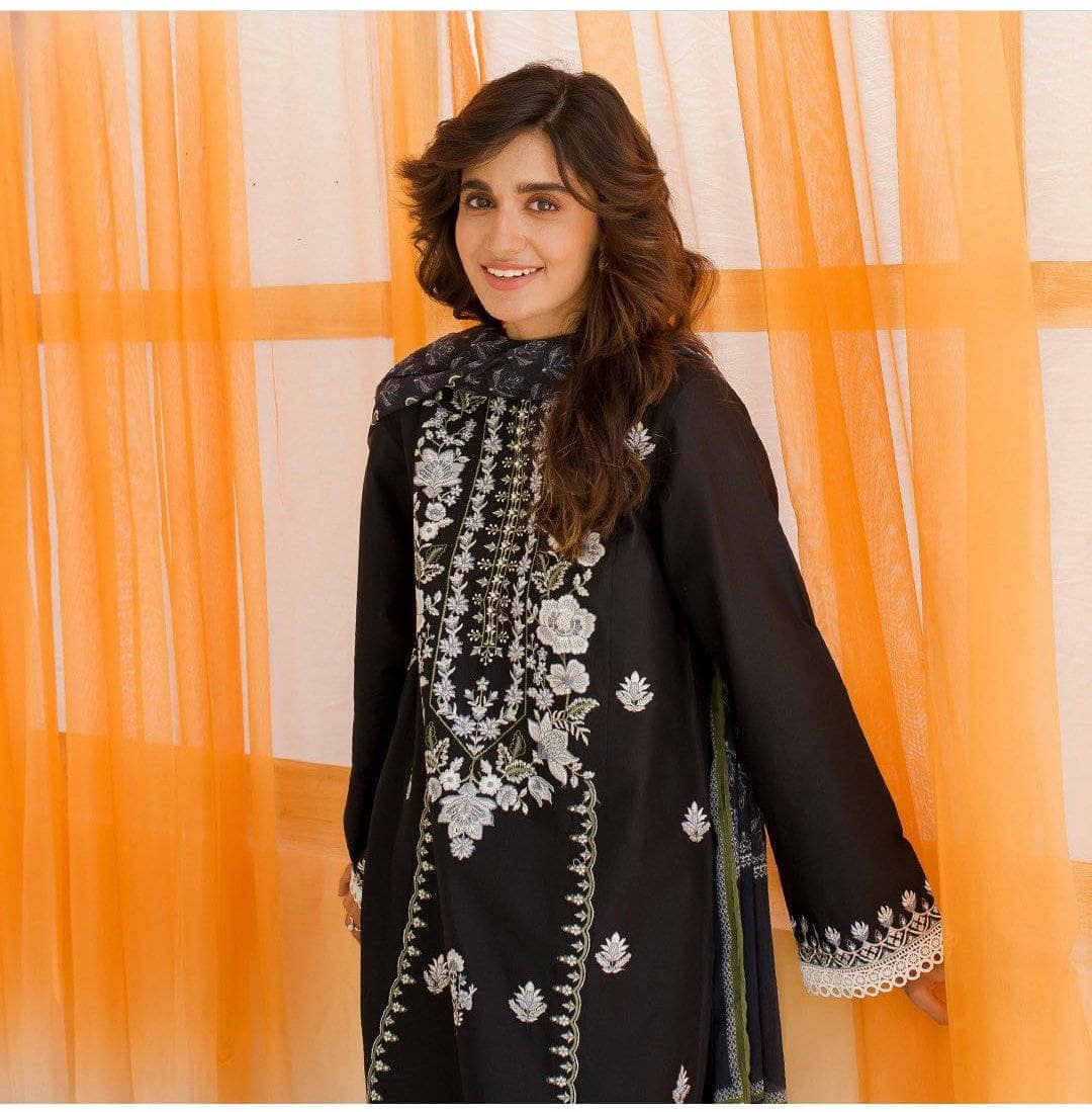 img_beechtree_monochrome_spotted_awwal_boutique